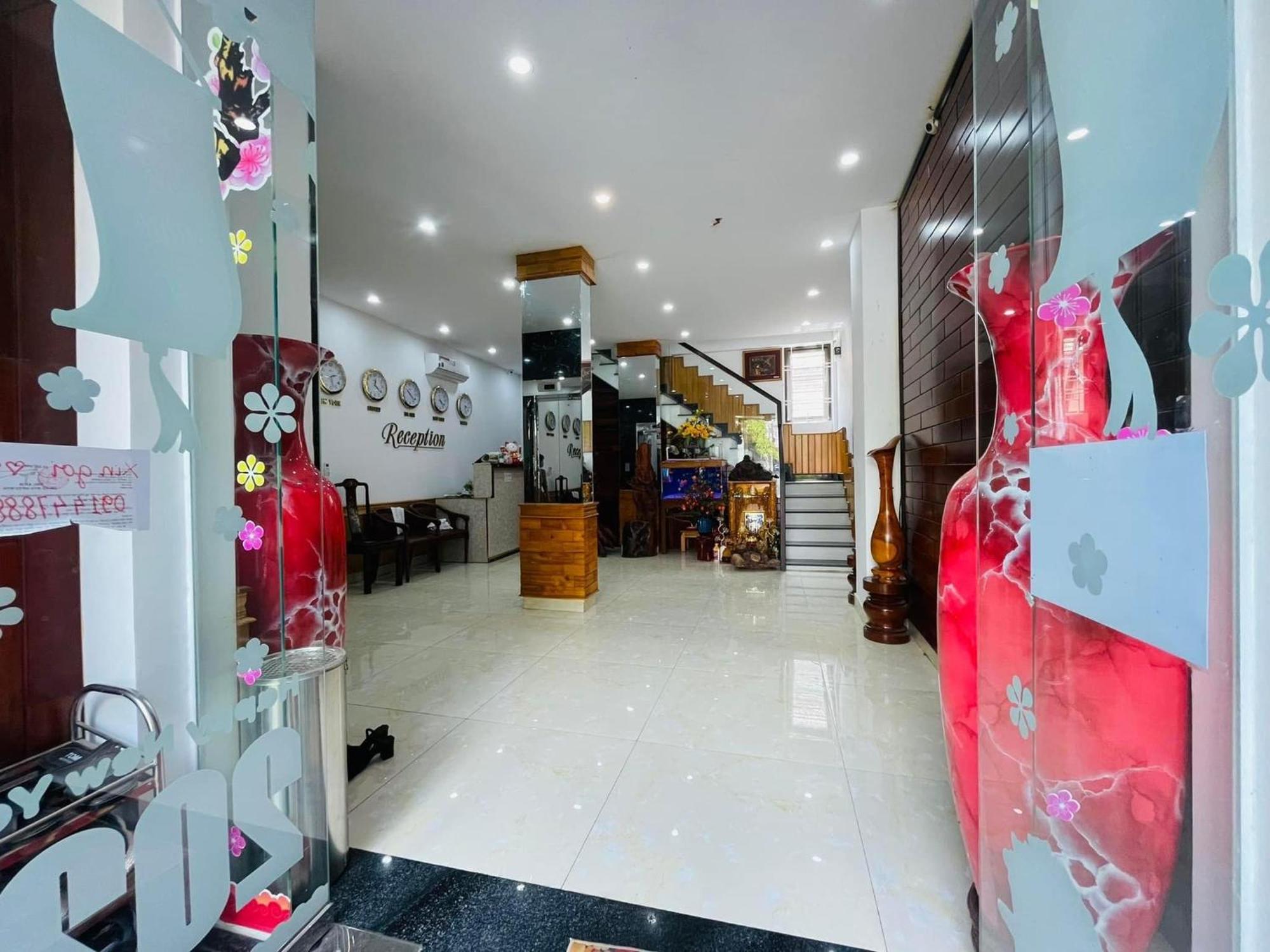 Sapphire Hotel Hue Esterno foto
