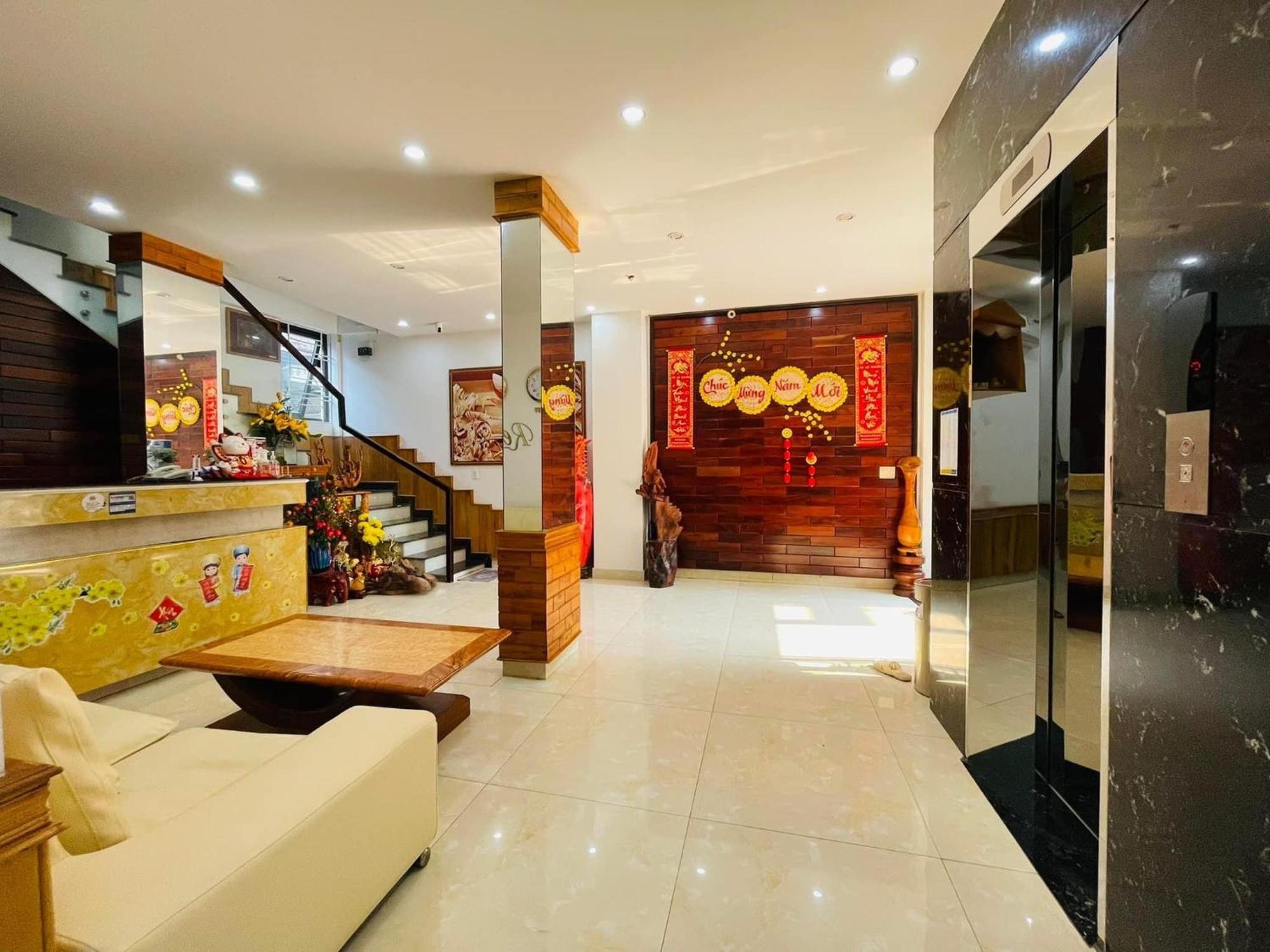 Sapphire Hotel Hue Esterno foto